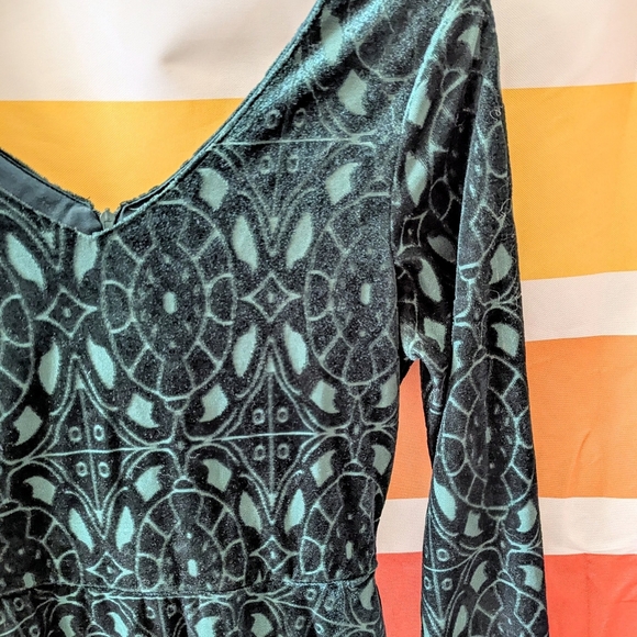 Vintage Velvet Dark Green Celtic Burnout Dress Y2K Whimsigoth Grunge Witchy M - Picture 7 of 13